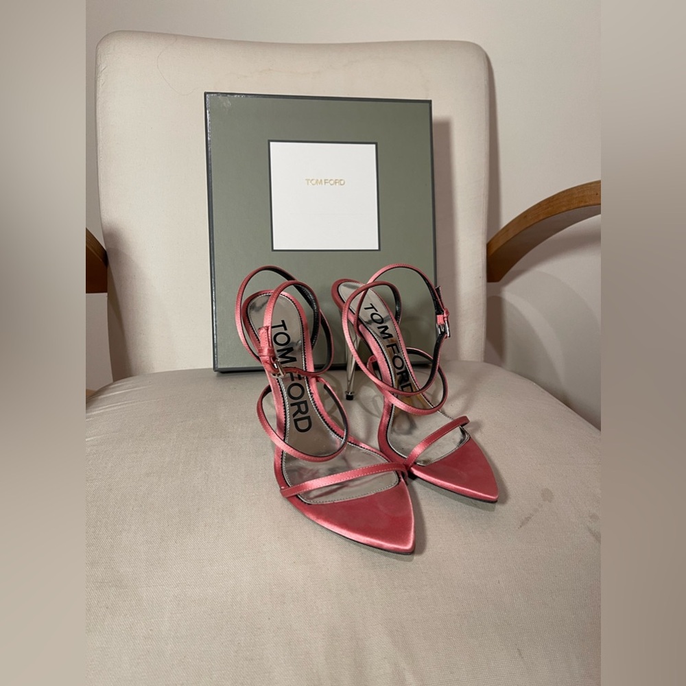 AUTHENTIC Tom Ford Heels